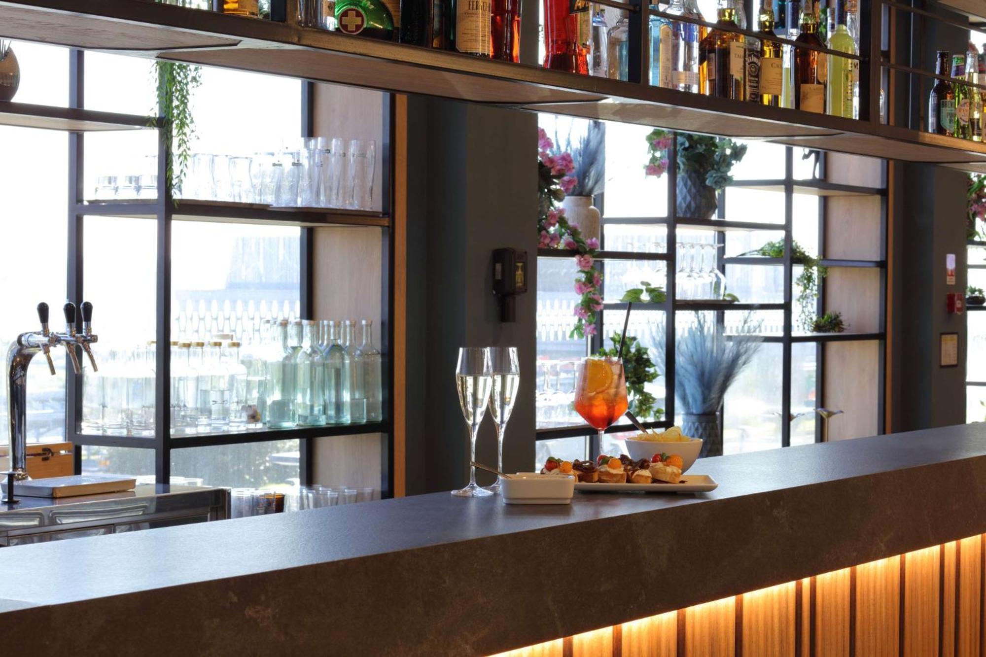 Hampton By Hilton Rome North Фиано Романо Екстериор снимка