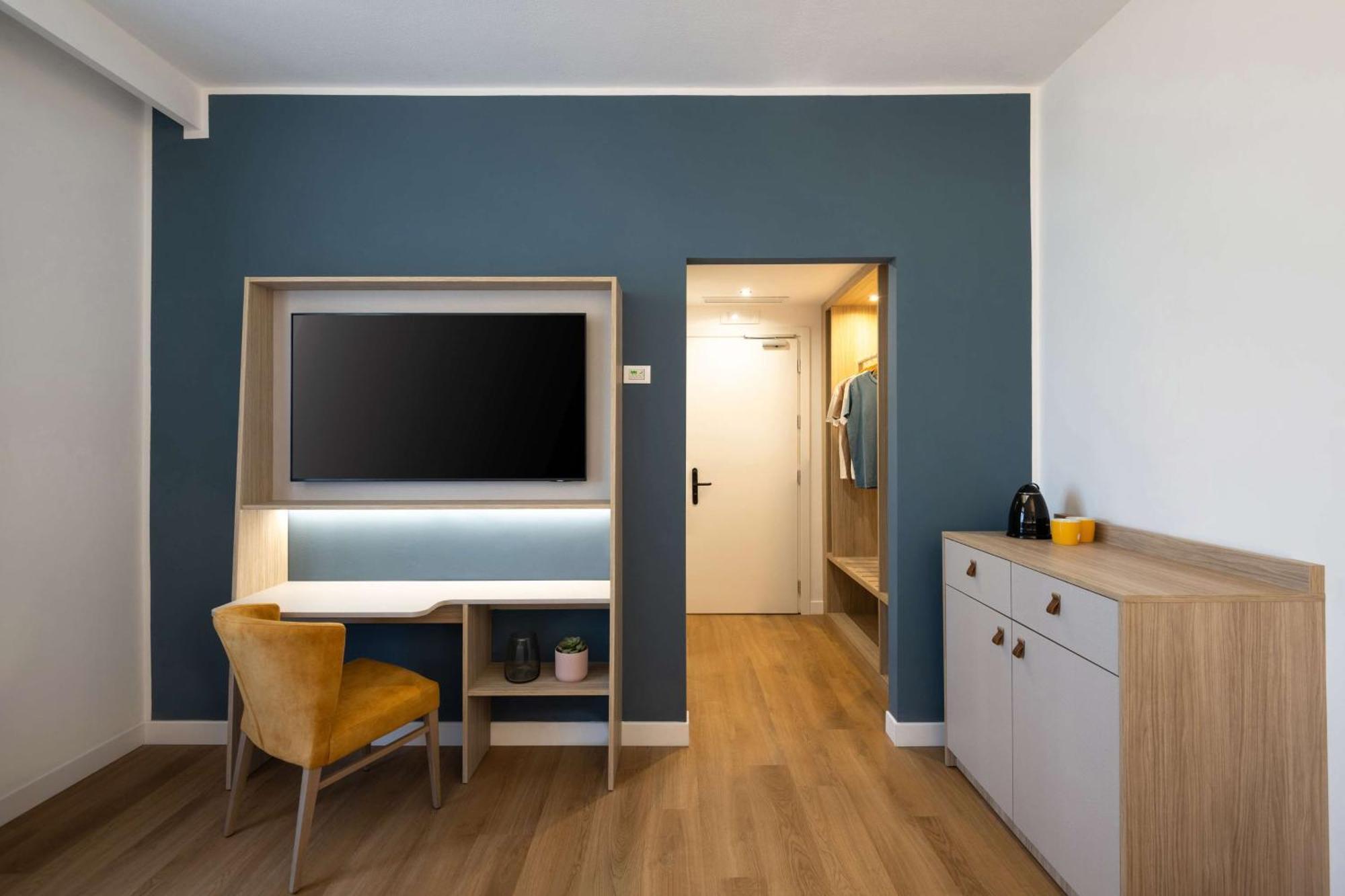 Hampton By Hilton Rome North Фиано Романо Екстериор снимка