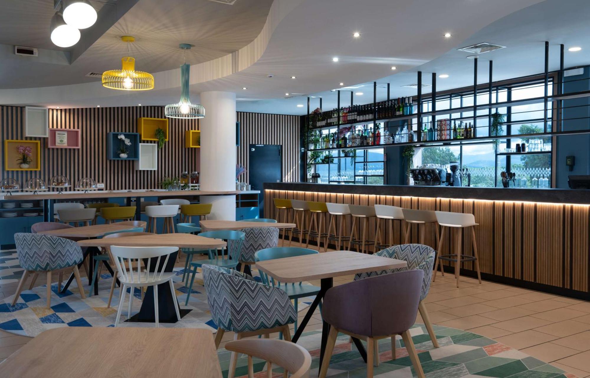 Hampton By Hilton Rome North Фиано Романо Екстериор снимка